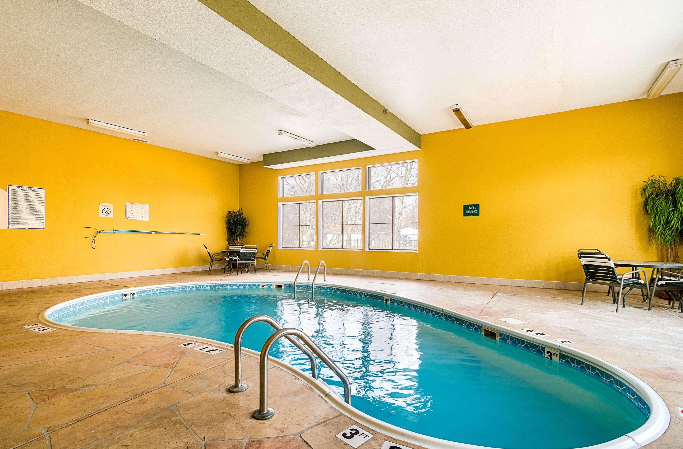 Quality Inn & Suites Near I-80 And I-294 Харви Экстерьер фото