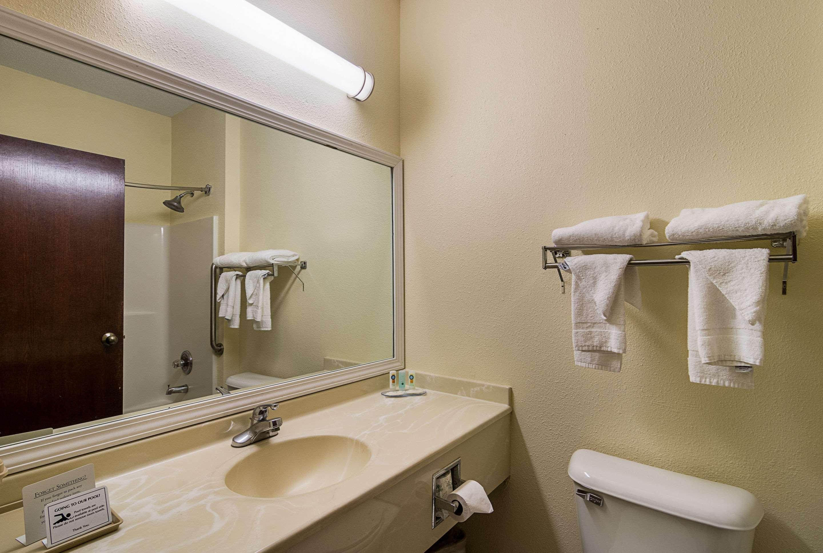 Quality Inn & Suites Near I-80 And I-294 Харви Экстерьер фото