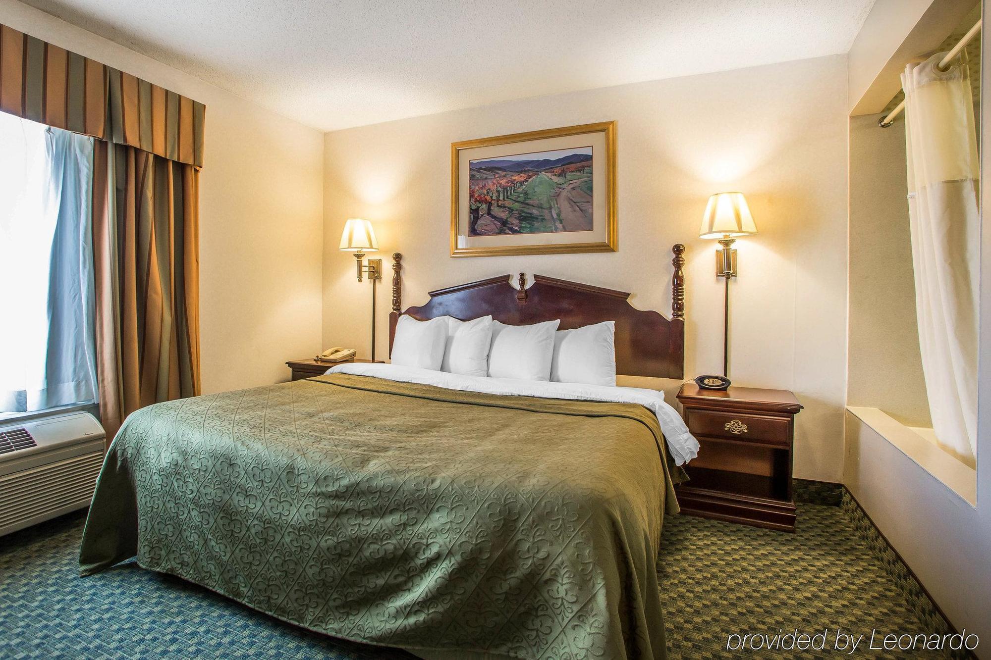 Quality Inn & Suites Near I-80 And I-294 Харви Экстерьер фото